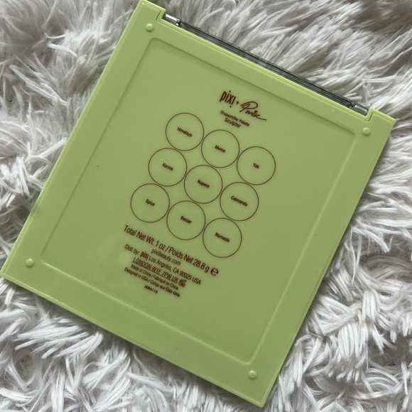 Pixi + Promise Shapeshifter Contour Palette - Picture 8 of 10